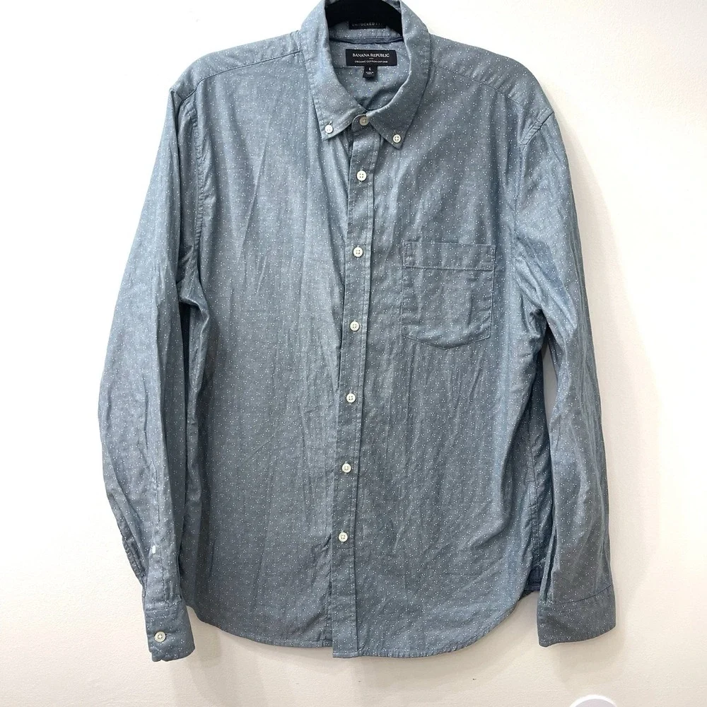 Banana Republic Men's Blue Long Sleeve Button Up Large Untucked Fit